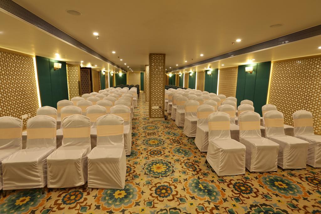 Comfort Inn Sapphire Jaipur Exterior foto